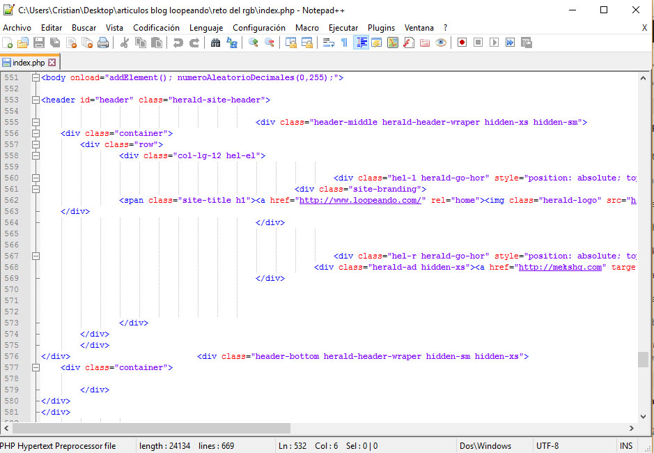 Captura de código fuente HTML en NotePad++